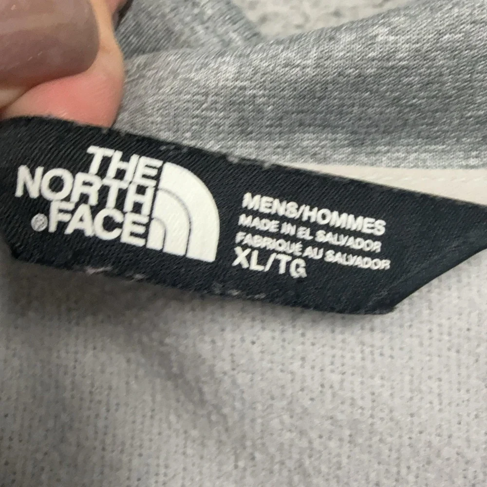 The North Face Pullover Mens XL Gray 1/4 Zip Chest Pocket‎ Fleece Hiking Top